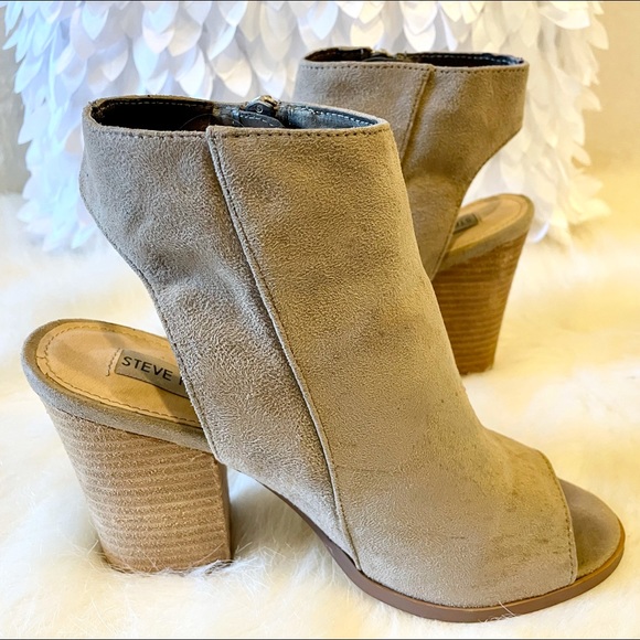 Steve Madden Shoes - Steven Madden Tan Heeled Ankle Bootie 7.5